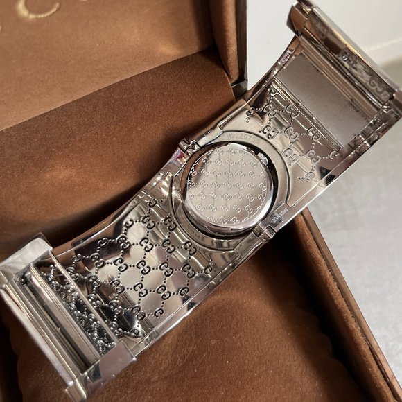 Gucci Twirl Stainless Steel Bangle Bracelet Watch - Picture 6 of 7